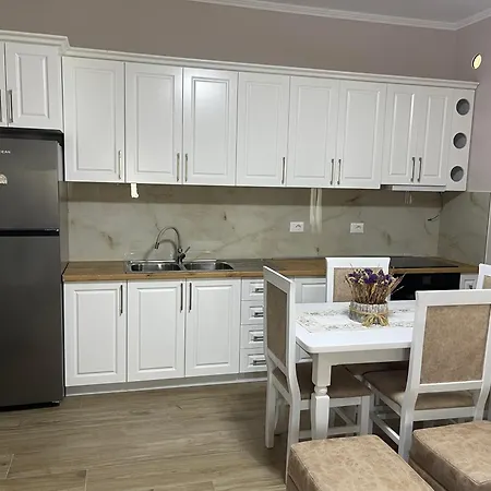 Lägenhet Shoraj Rent House Vlorë