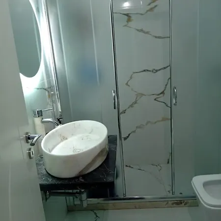 Shoraj Rent House * فلورا